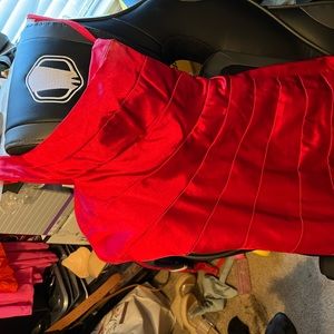 Red form fitted homecoming dress